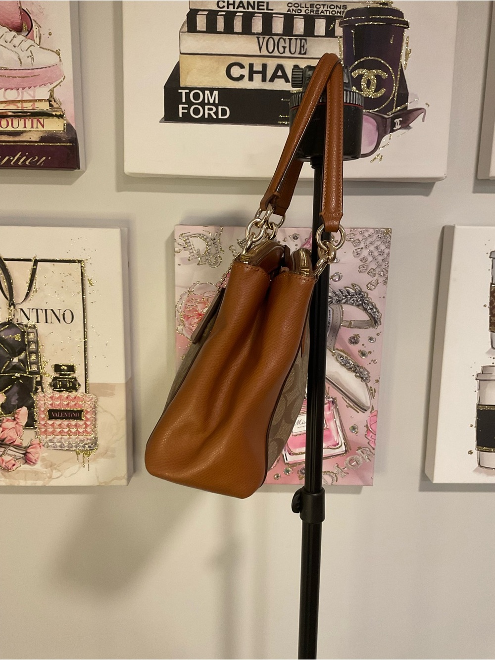 EUC Coach Small Christy Signature Canvas Tote - CLL1001 - Picture 2 of 15